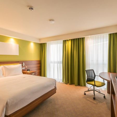 Hampton By Hilton Munich City West Hotel Екстериор снимка